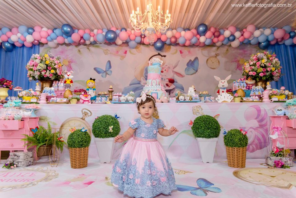 Aniversário de 1 ano Alice